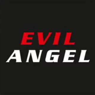 Самые последние Evil Angel Lesbian порно видео с 